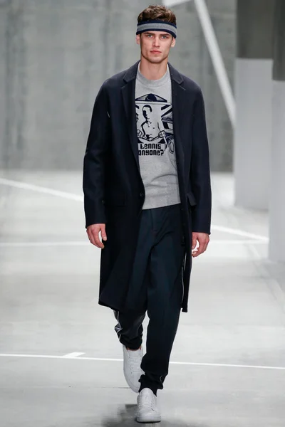 Look 35